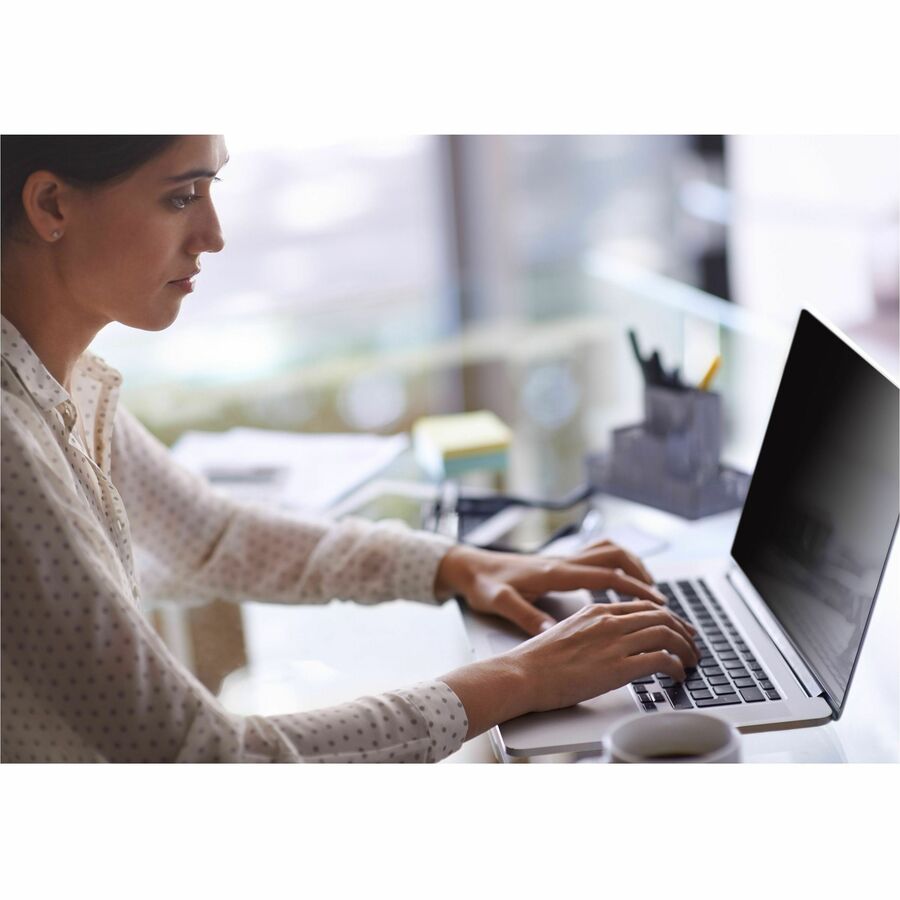 Life-Style Image for 3M™ Privacy Filter for 14in Laptop, 16:9, PF140W9B