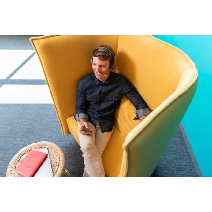 Life-Style Image for Cisco 562 Headset