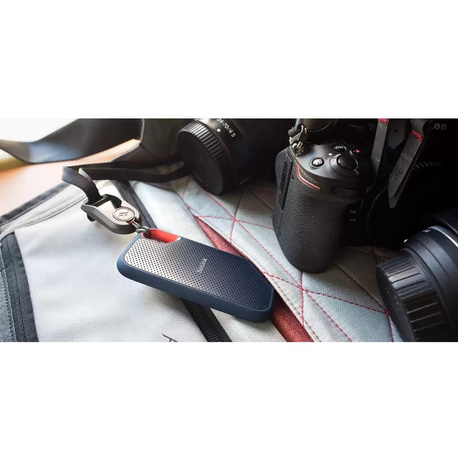 Alternate-Image9 Image for SanDisk Extreme V2 SDSSDE61-4T00-G25 4 TB Portable Solid State Drive - External