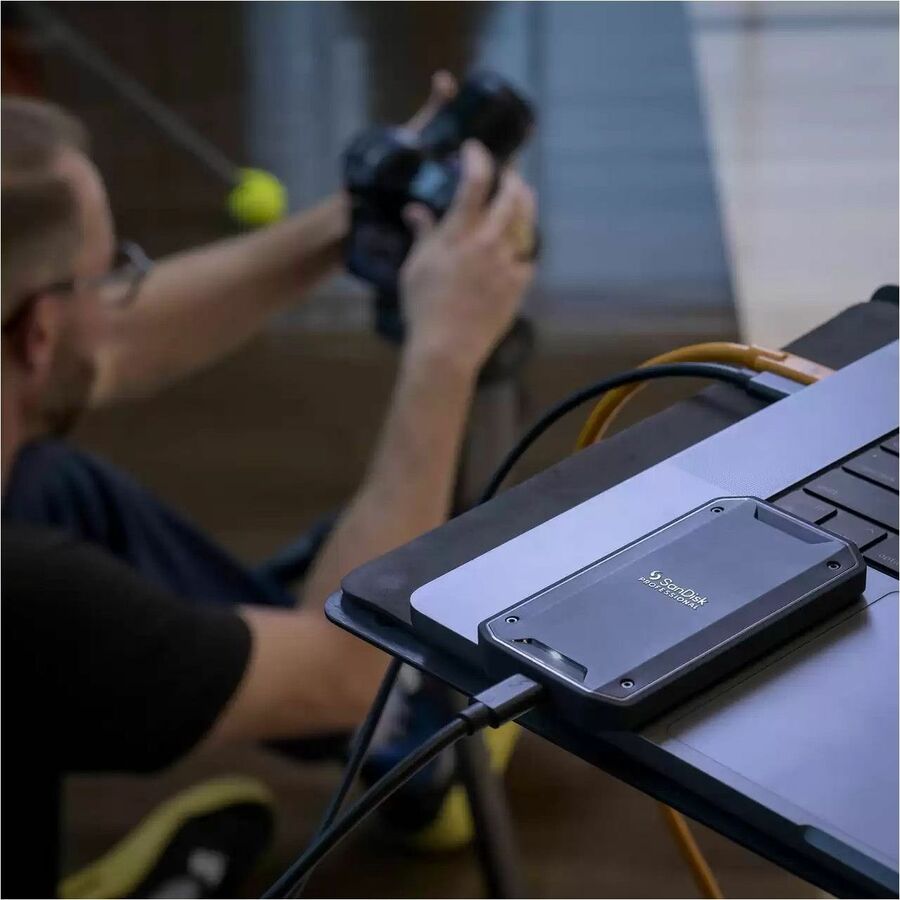 Alternate-Image4 Image for SanDisk Professional PRO-G40 SDPS31H-004T-GBCND 4 TB Portable Rugged Solid State Drive - External - PCI Express NVMe