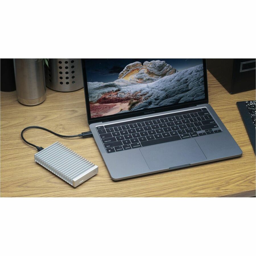 Alternate-Image9 Image for OWC 2TB Express 1M2 USB4 (40Gb/s) Bus-Powered Portable NVMe SSD External Storage Solution