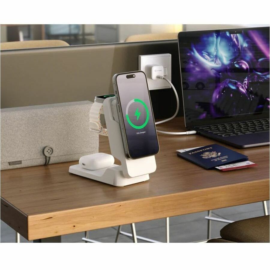 Life-Style Image for D&H Matrix Ultimate 3-in-1 Wireless Charger with 5,000mAh MagSafe Power Bank