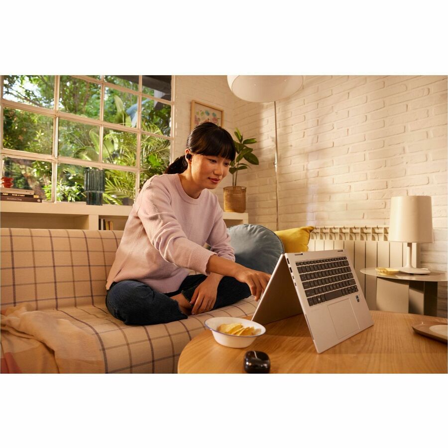 Life-Style Image for Poly Voyager Free 20 Black Earbuds + Basic Charge Case