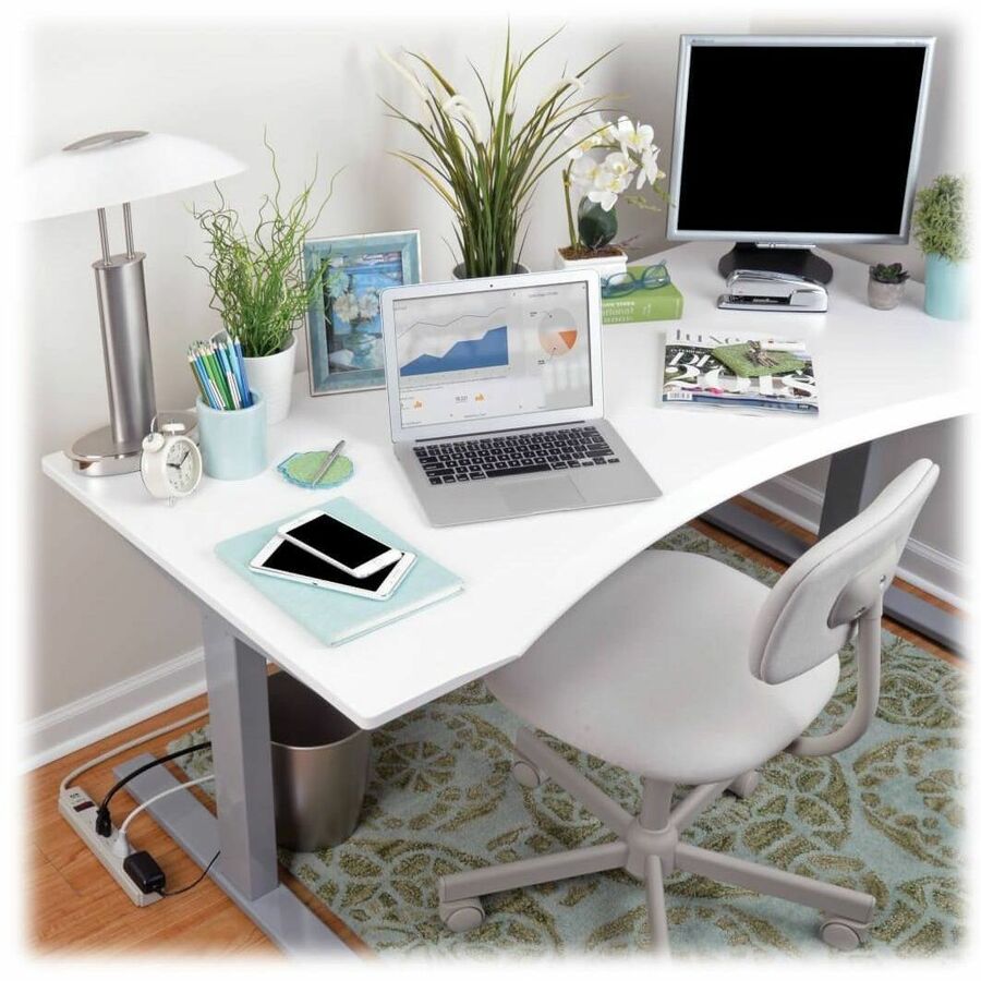 Alternate-Image3 Image for Eaton Tripp Lite Series Protect It! 6-Outlet Surge Protector, 4 ft. (1.22 m) Cord, 790 Joules, Diagnostic LED, Light Gray Housing