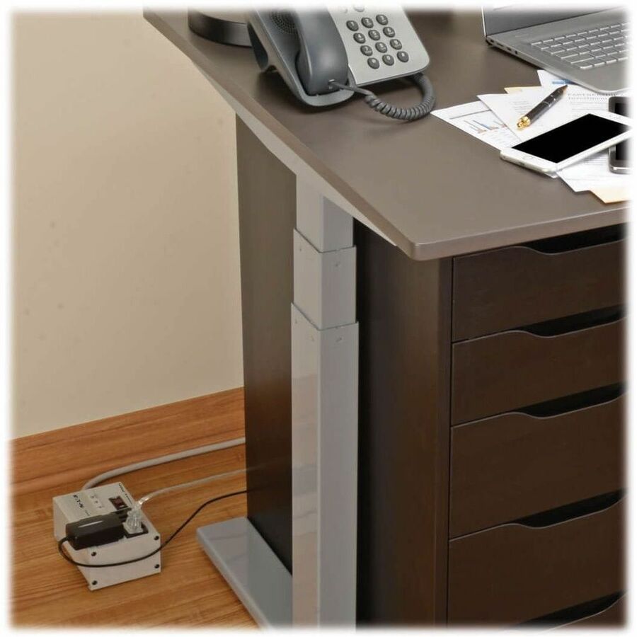Alternate-Image3 Image for Eaton Tripp Lite Series Isobar 4-Outlet Surge Protector, 6 ft. Cord with Right-Angle Plug, 3330 Joules, Metal Housing