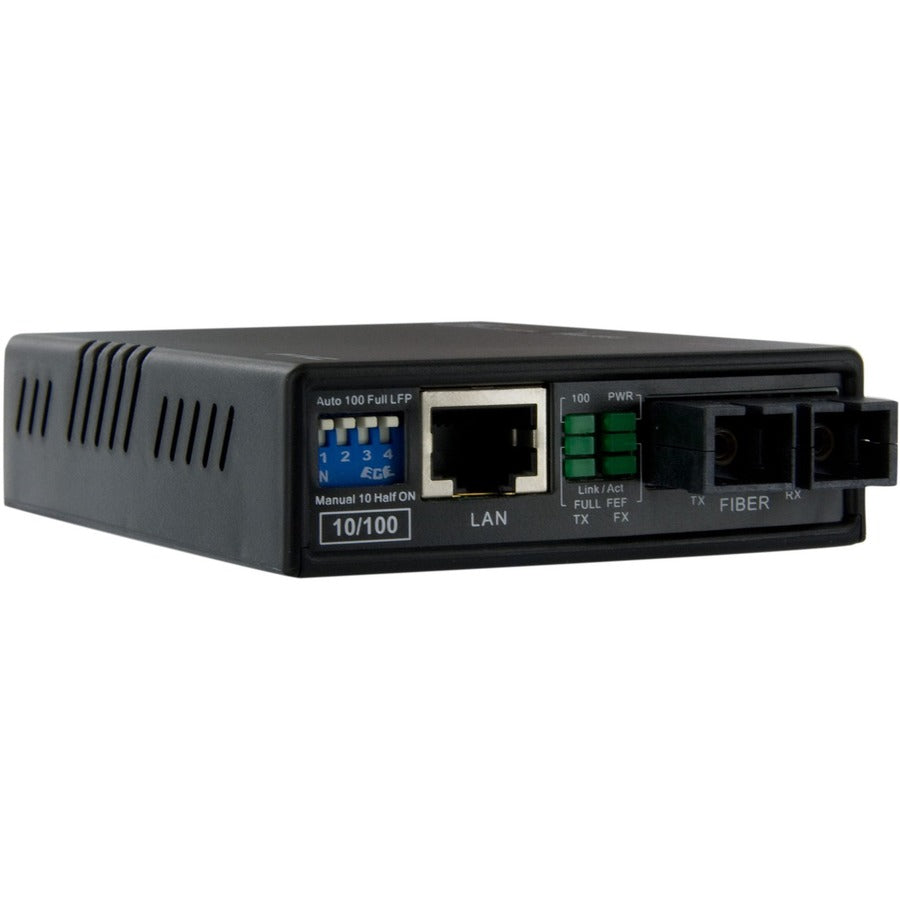 Alternate-Image3 Image for StarTech.com 10/100 Fiber to Ethernet Media Converter Multi Mode SC 2 km