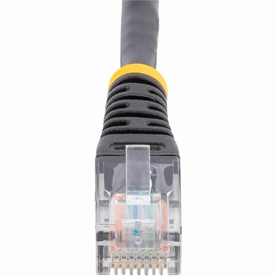 Alternate-Image3 Image for StarTech.com 10ft Black Molded Cat5e UTP Patch Cable