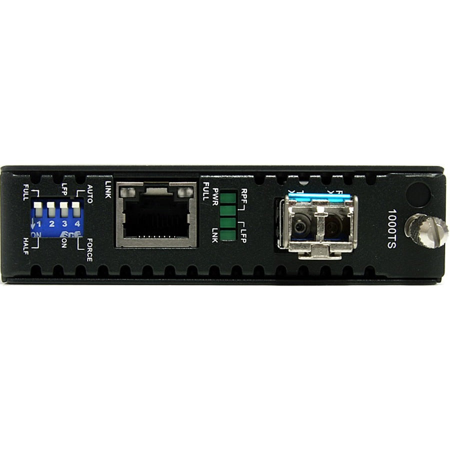 Alternate-Image1 Image for StarTech.com Fiber Media Converter Gigabit 1000Mbps MM Fibre LC 550m