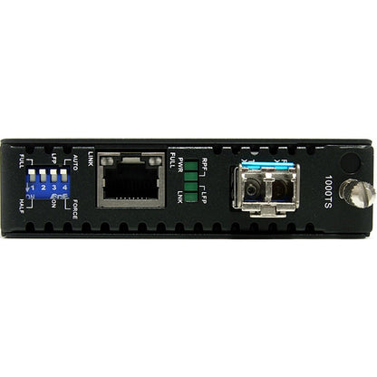 Alternate-Image1 Image for StarTech.com Fiber Media Converter Gigabit 1000Mbps MM Fibre LC 550m