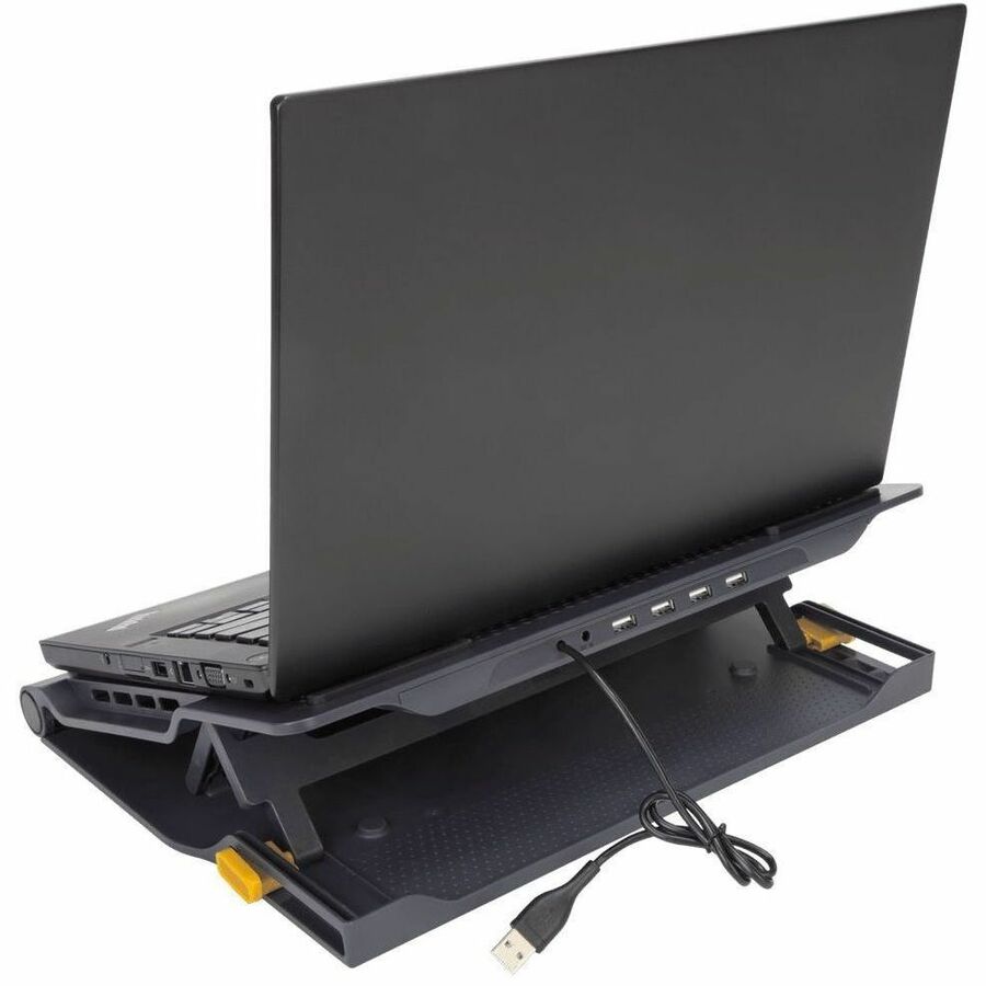 Alternate-Image1 Image for Targus 17" Chill Mat+ with 4-port Hub