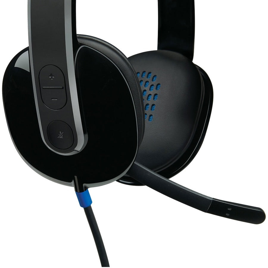 Alternate-Image1 Image for Logitech H540 USB Headset with Noise-Cancelling Mic
