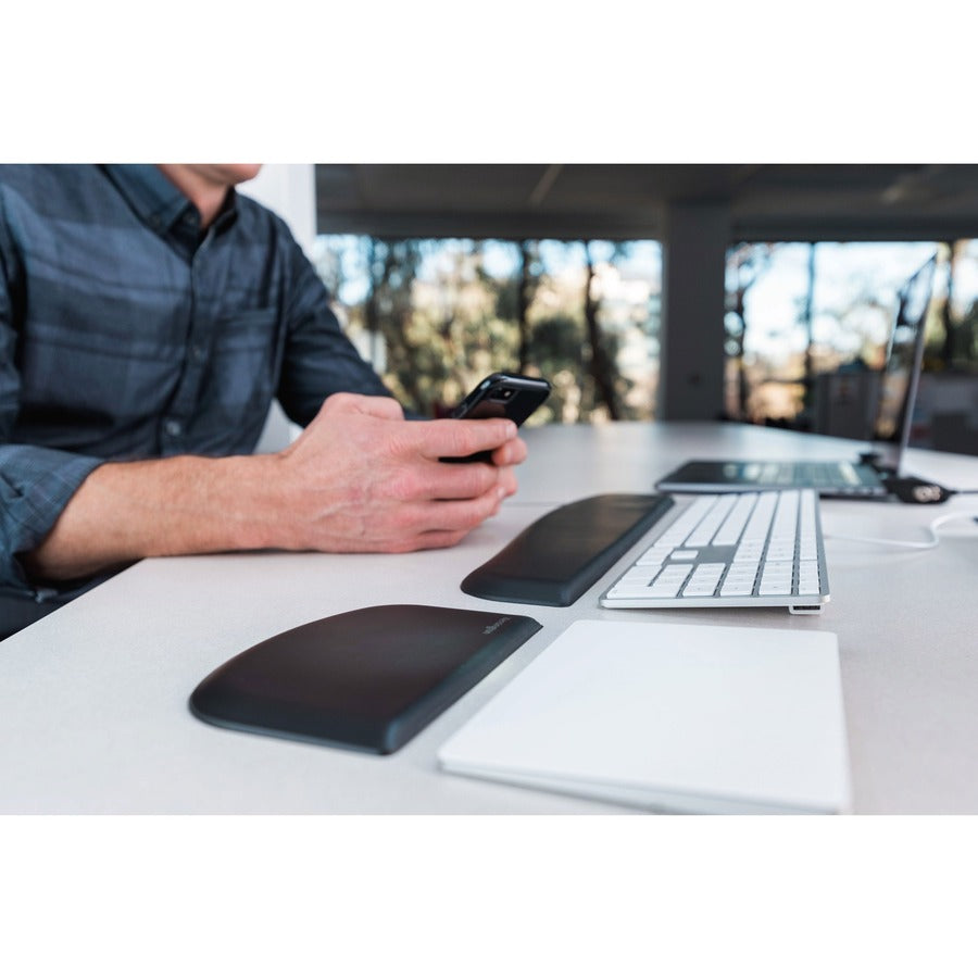 Alternate-Image5 Image for Kensington ErgoSoft Wrist Rest for Slim Keyboards
