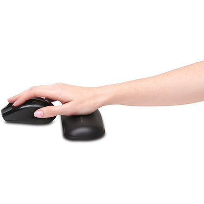 Alternate-Image1 Image for Kensington ErgoSoft Wrist Rest for Standard Mouse