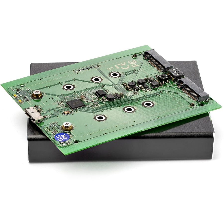 Alternate-Image2 Image for StarTech.com Dual M.2 Enclosure - RAID - M.2 SATA SSD Enclosure - USB 3.1 (10 Gbps) - USB-C & USB-A External Enclosure - Aluminum