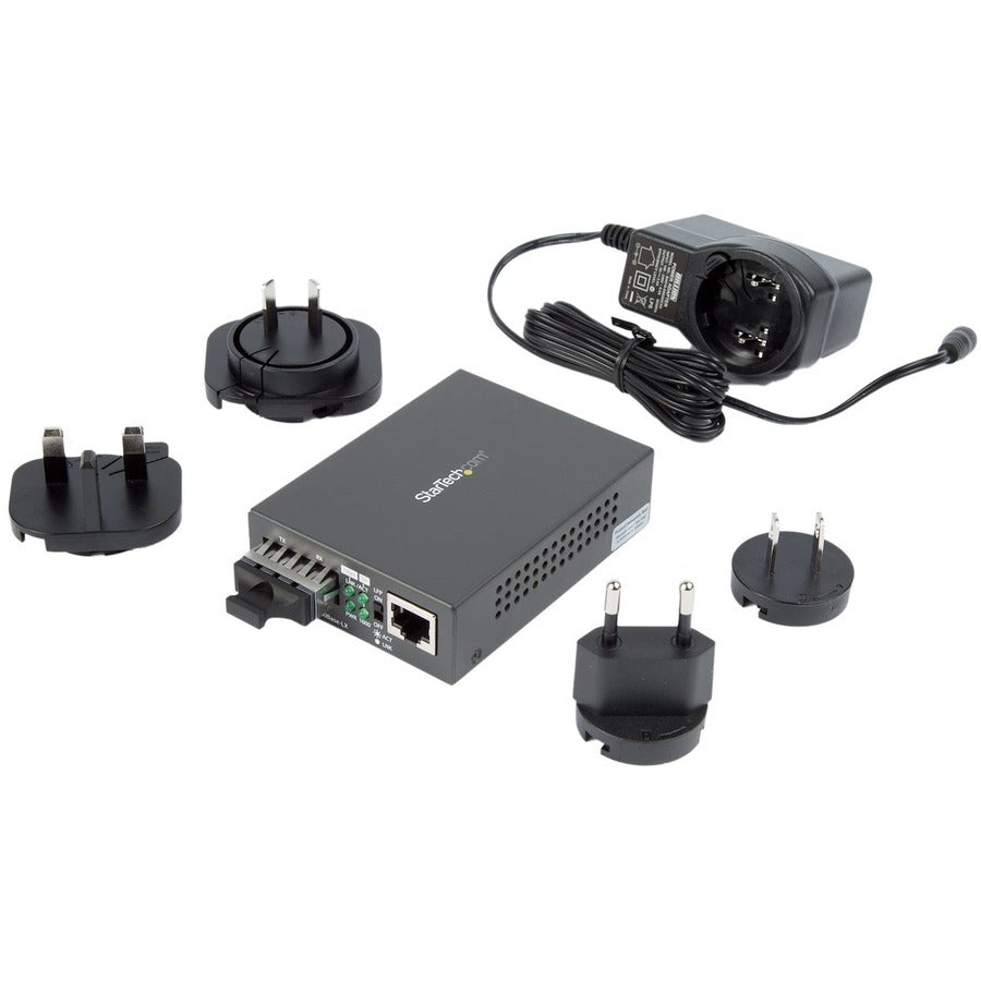 Alternate-Image4 Image for StarTech.com Multimode SC Fiber Ethernet Media Converter - 1000BASE-SX Gigabit Fiber Optic to Copper Bridge - 10/100/1000 Network - 550m