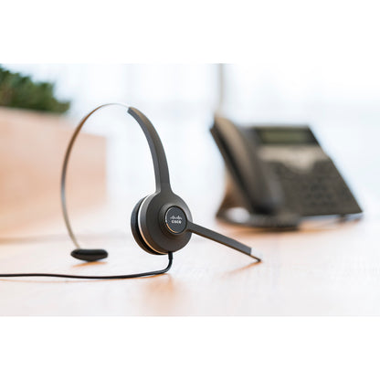 Life-Style Image for Cisco Headset 531 (Wired Single with USB Headset Adapter)