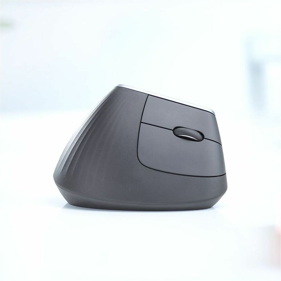 Alternate-Image10 Image for Logitech MX Vertical Wireless Mouse - Ergonomic Design Reduces Muscle Strain, Rechargeable, Graphite