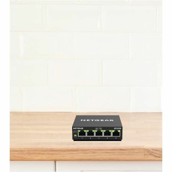 Alternate-Image1 Image for Netgear Business GS305E Ethernet Switch