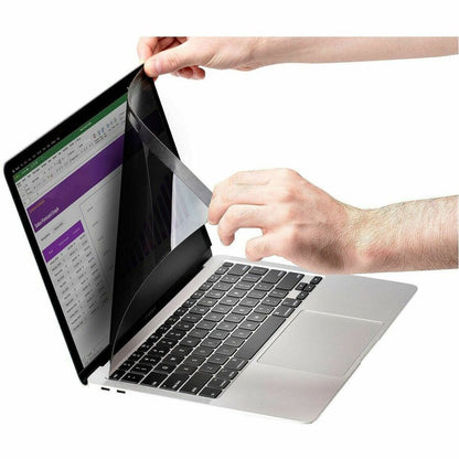Alternate-Image7 Image for StarTech 15-inch MacBook Pro & MacBook Air Magnetic Laptop Privacy Screen, Anti-Glare Matte or Glossy Sides, Privacy Filter - TAA