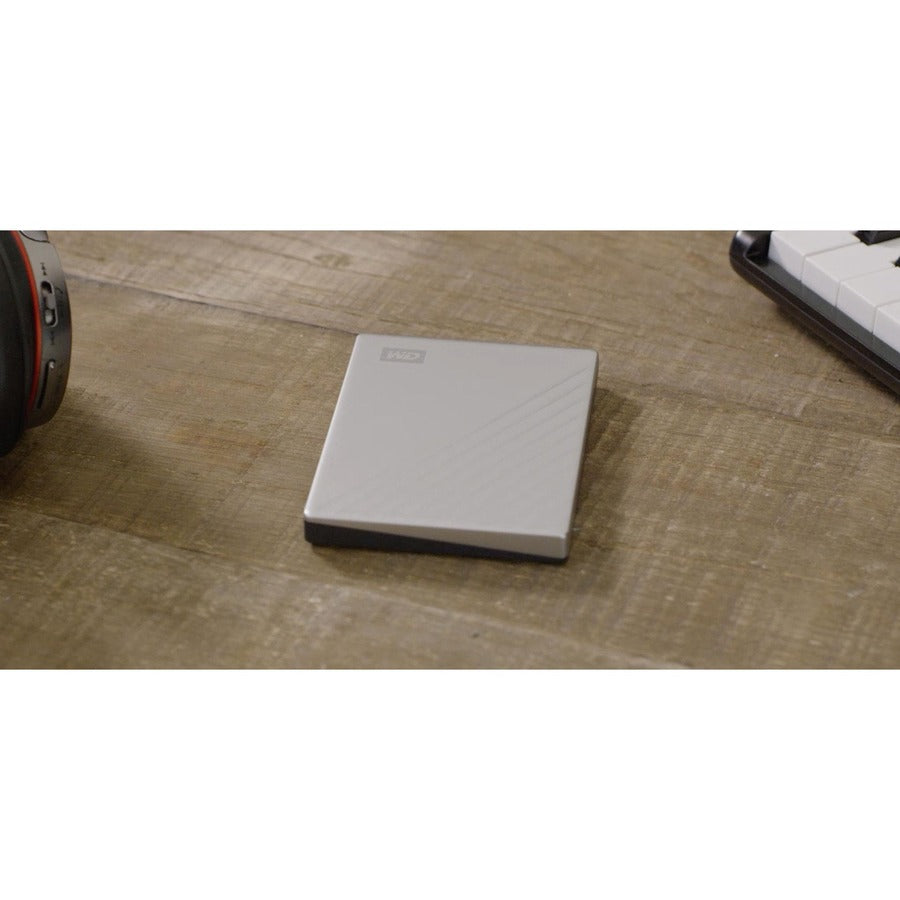 Alternate-Image6 Image for WD My Passport Ultra WDBPMV0050BSL 5 TB Portable Hard Drive - External - Silver