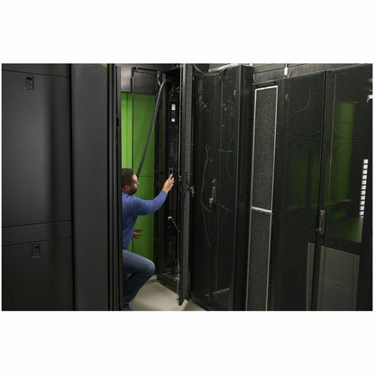 Alternate-Image8 Image for APC NetShelter Switched Rack PDU, 0U, 5.0kW, 200V and 208V, 30A, 21 C13/C15 and 3 C19/C21 outlets