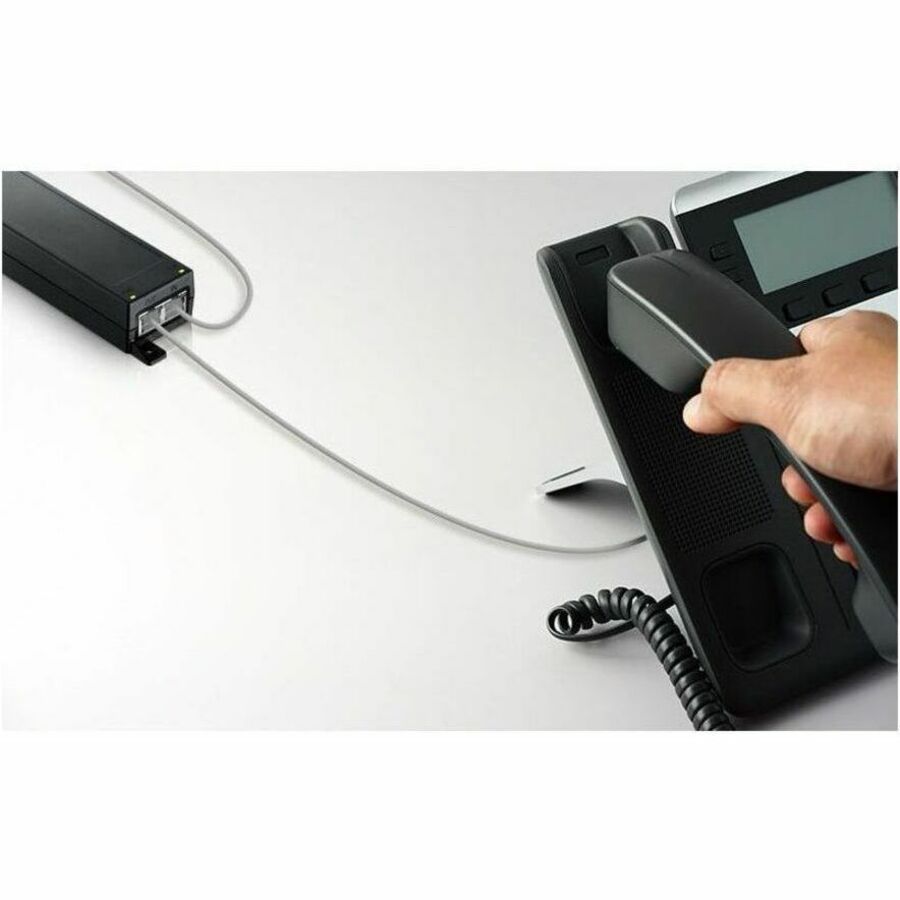Alternate-Image4 Image for ZYXEL POE12-30W - 2.5G PoE / PoE+ Port with 30 Watt Injector