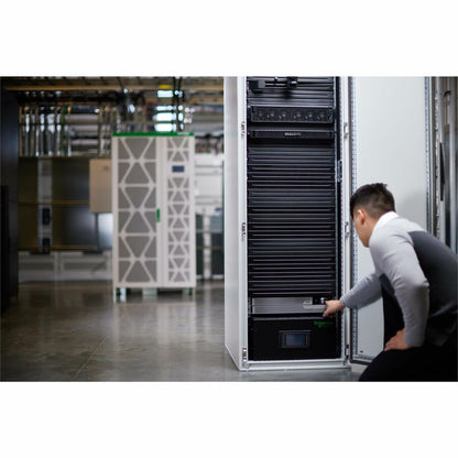 Life-Style Image for APC Smart-UPS Ultra On-Line, 5000VA, Lithium-ion, Rack/Tower 2U, 208V, 2 L6-20R + 2 L6-30R NEMA outlets, Network Card, Extended runtime, W/rail kit