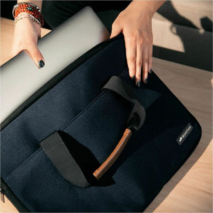 Alternate-Image4 Image for Mobile Pixels Carrying Case (Sleeve) for 13" to 15.6" Notebook - Navy