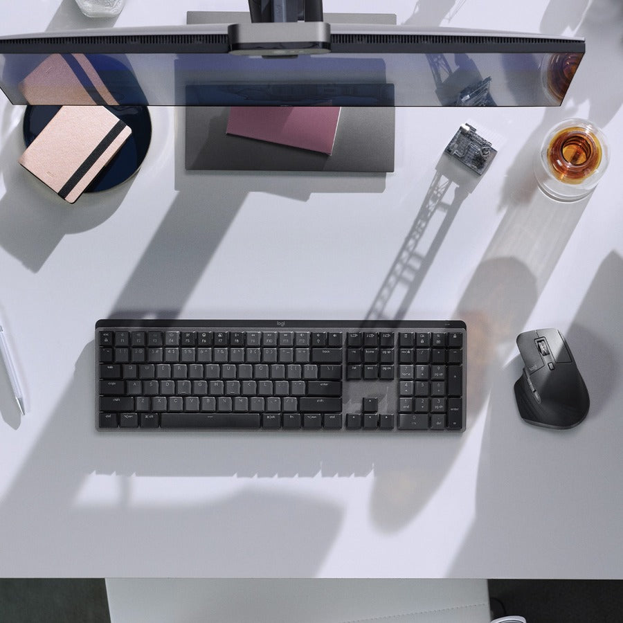 Alternate-Image8 Image for Logitech MX Master 3S - Wireless Performance Mouse with Ultra-fast Scrolling, Ergo, 8K DPI, Track on Glass, Bluetooth, Pale Grey