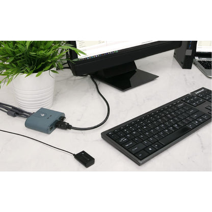 Life-Style Image for IOGEAR 2-Port Full HD KVM Switch with HDMI and USB Connections