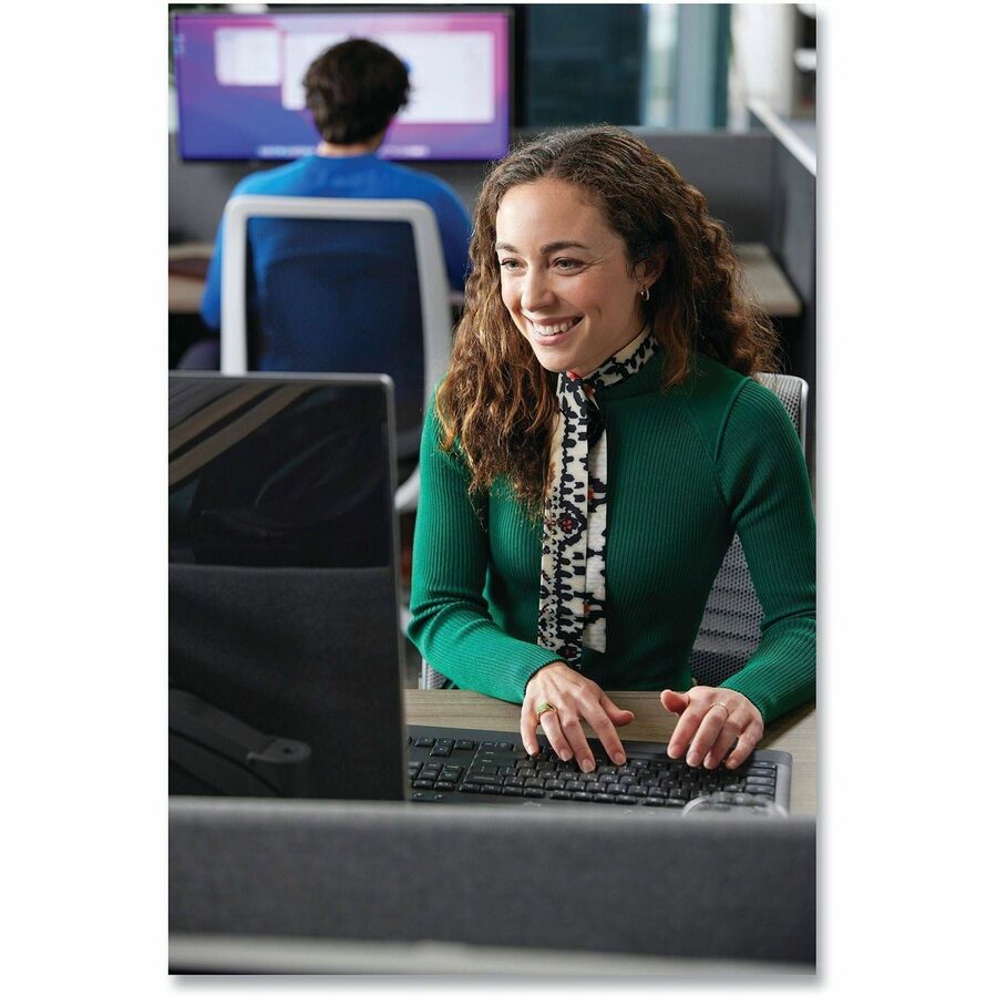 Life-Style Image for Logitech Signature K650 Comfort Full-Size Wireless Keyboard with Wrist Rest, BLE Bluetooth or Logi Bolt, Graphite