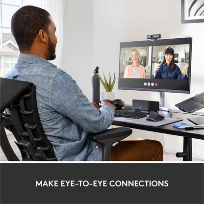 Life-Style Image for Logitech Brio 500 Full HD webcam, auto framing, noise-reducing mics, privacy shutter, streaming & video calling, Graphite
