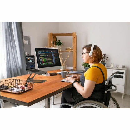 Life-Style Image for Kanto Universal Laptop Riser