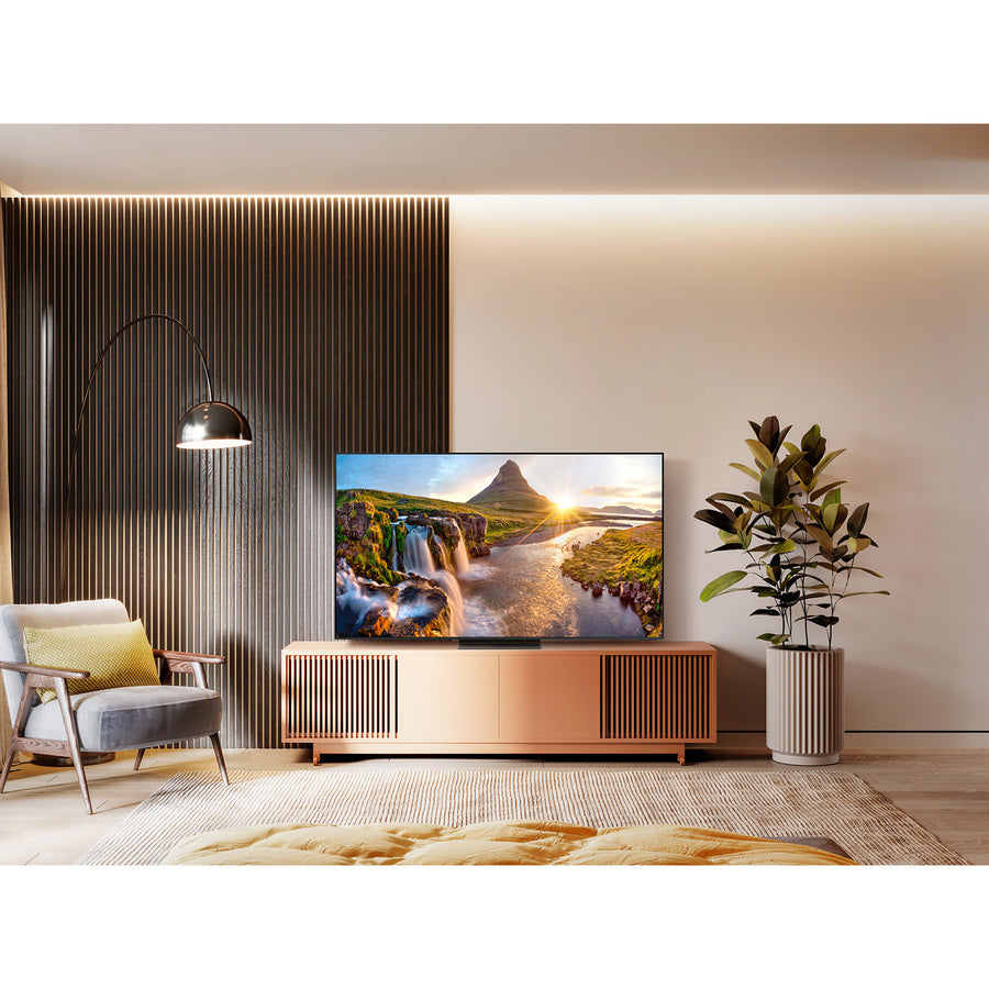 Life-Style Image for Samsung QN800C QN75QN800CF 74.5" Smart LED-LCD TV 2023 - 8K UHD - Titan Black