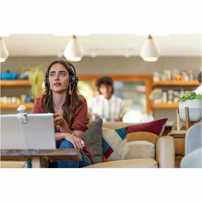 Alternate-Image2 Image for Poly Blackwire 8225 Microsoft Teams Certified Headset +USB-C/A Adapter TAA