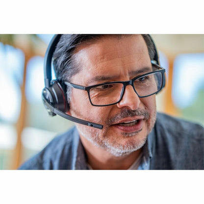 Alternate-Image3 Image for Poly Savi 8220 Office Stereo DECT 1920-1930 MHz Headset TAA