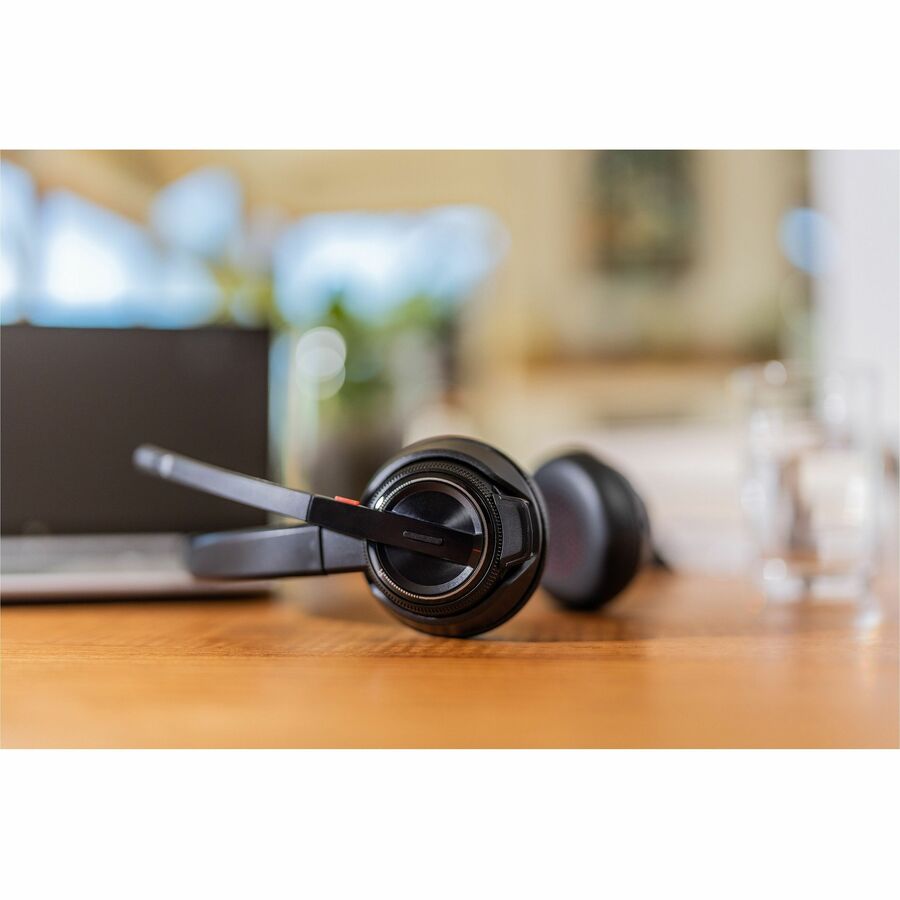Alternate-Image3 Image for Poly Savi 8220 UC DECT USB-A Headset