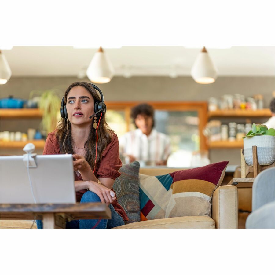 Life-Style Image for Poly Blackwire 8225 Headset +USB-C/A Adapter TAA