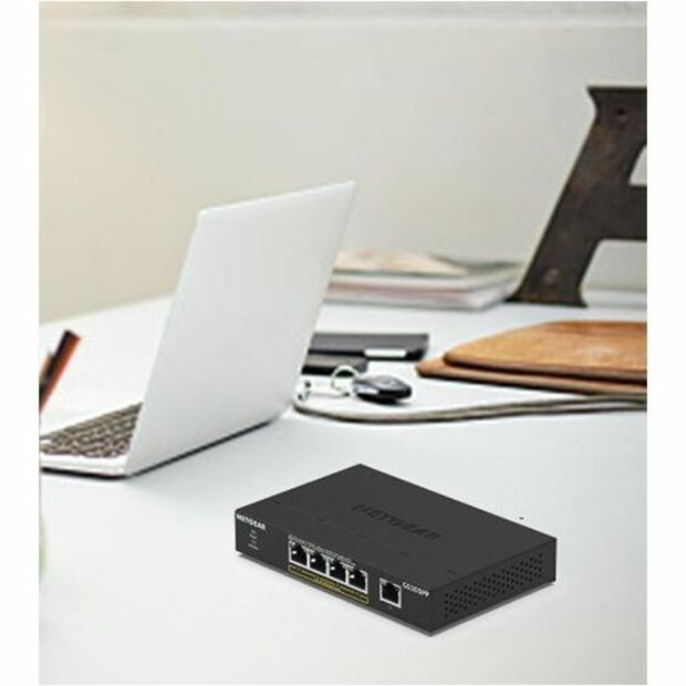Alternate-Image10 Image for Netgear GS305PP Ethernet Switch