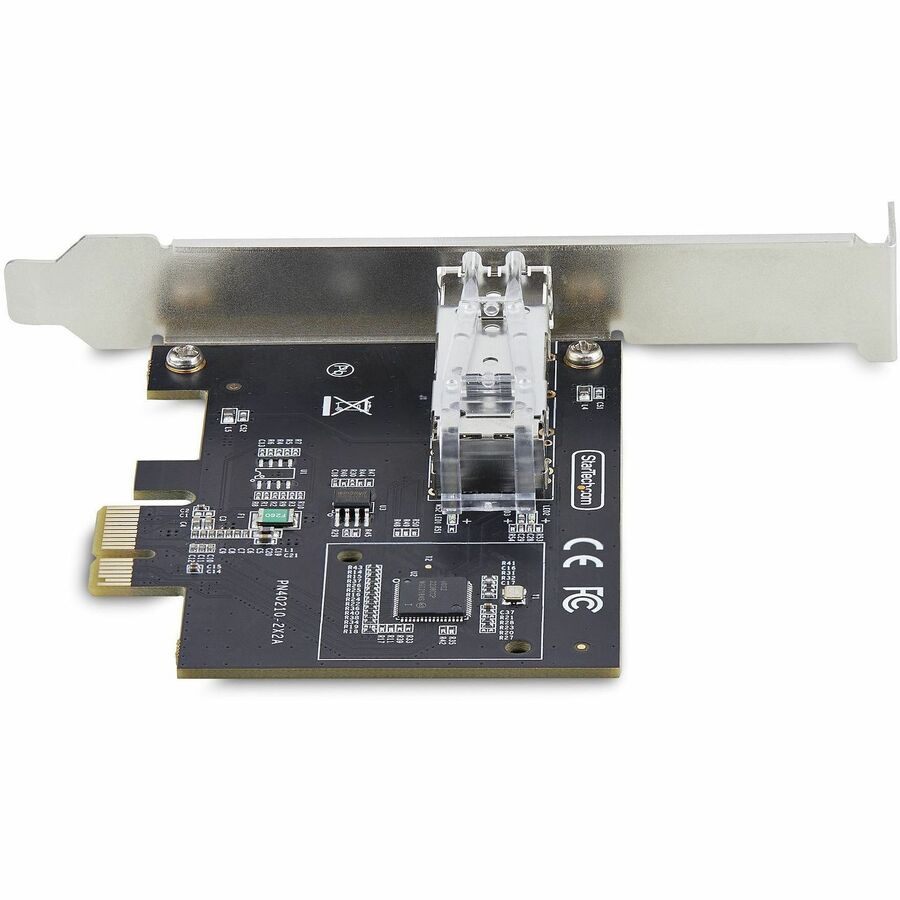 Alternate-Image4 Image for StarTech 1-Port GbE SFP Network Card, PCIe 2.1 x1, Intel I210-IS 1GbE Controller, 1000BASE Copper/Fiber Optic, Gigabit Ethernet NIC