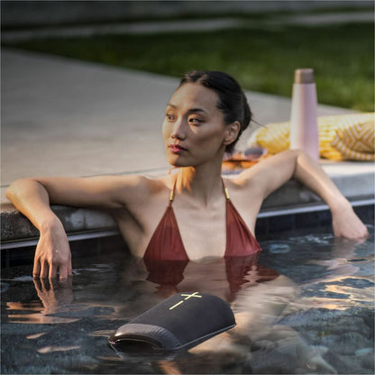 Alternate-Image5 Image for Ultimate Ears EPICBOOM Portable Bluetooth Speaker System - White