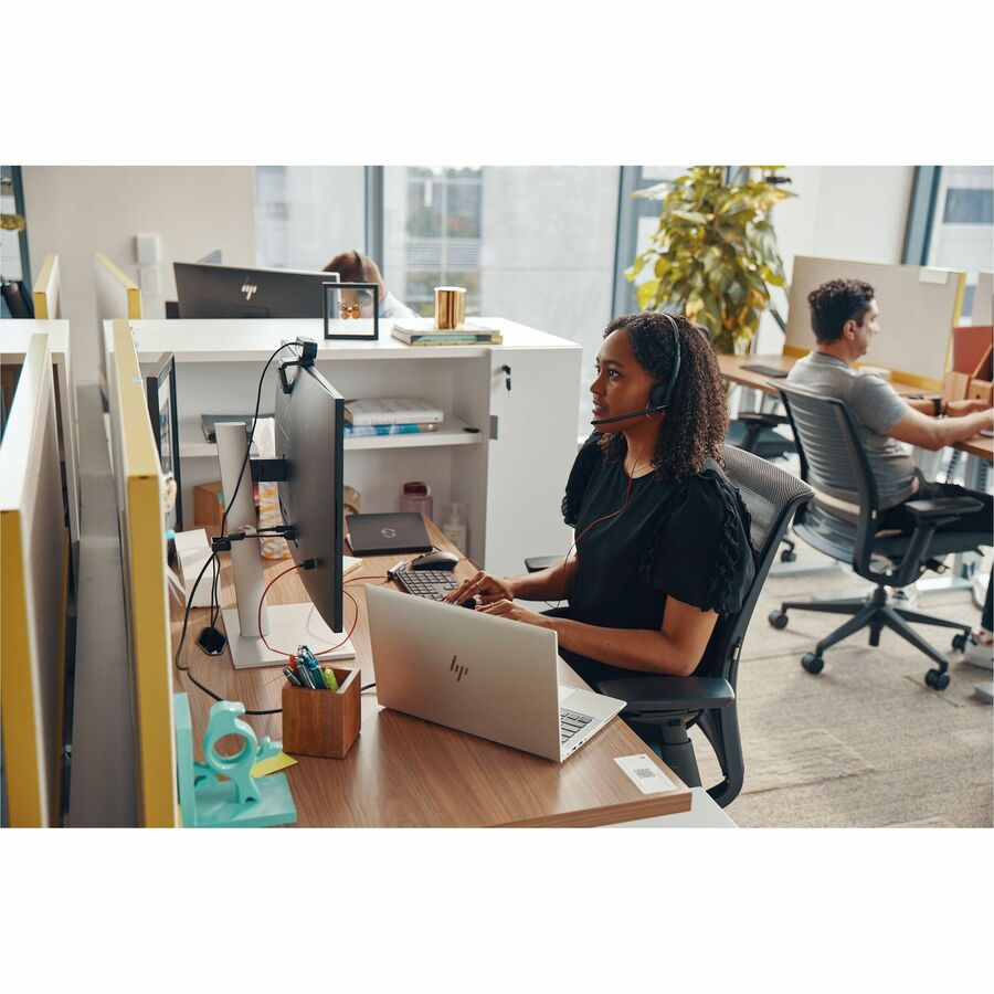 Alternate-Image1 Image for Poly Blackwire 3220 Stereo USB-C Headset + USB-C/A Adapter (Bulk)