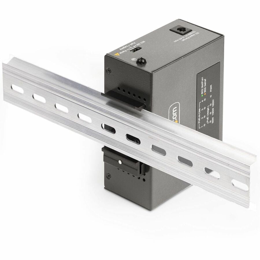 Alternate-Image6 Image for StarTech 4-Port Multi-Gigabit PoE++ Injector, 5/2.5/1G Ethernet (NBASE-T), PoE/PoE+/PoE++ (802.3af/802.3at/802.3bt), 160W Budget, TAA