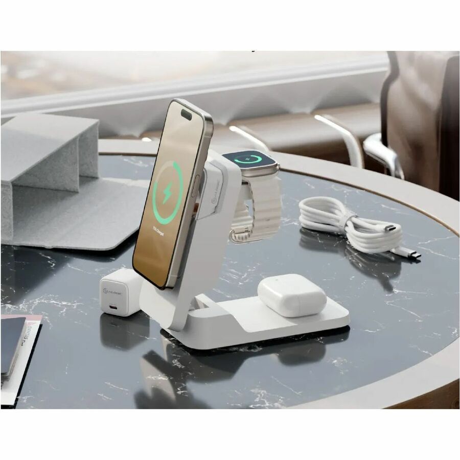 Alternate-Image4 Image for D&H Matrix Ultimate 3-in-1 Wireless Charger with 5,000mAh MagSafe Power Bank