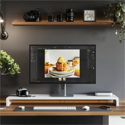 Alternate-Image2 Image for Alogic 32"-inch 4K Ultra HD USB-C Hub monitor with Power Delivery and Web Cam