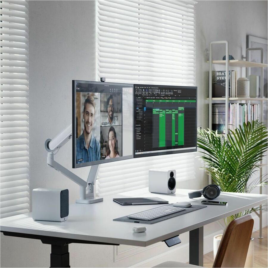 Alternate-Image4 Image for Alogic 32"-inch 4K Ultra HD USB-C Hub monitor with Power Delivery and Web Cam