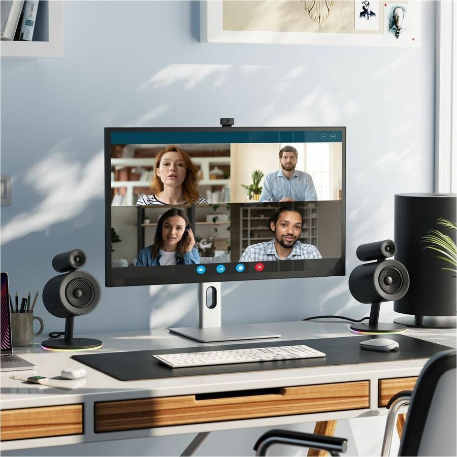 Alternate-Image3 Image for Alogic 32"-inch 4K Ultra HD USB-C Hub monitor with Power Delivery and Web Cam