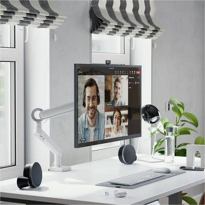 Alternate-Image5 Image for Alogic 32"-inch 4K Ultra HD USB-C Hub monitor with Power Delivery and Web Cam