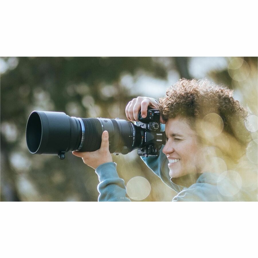 Life-Style Image for Om System M.ZUIKO DIGITAL - 150 mm to 600 mm - f/6.3 - f/5 - Telephoto Varifocal Lens for Micro Four Thirds