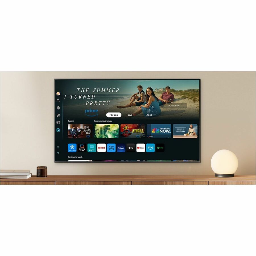 Life-Style Image for Samsung QN900D QN65QN900DF 64.5" Smart LED-LCD TV - 8K UHD - High Dynamic Range (HDR)